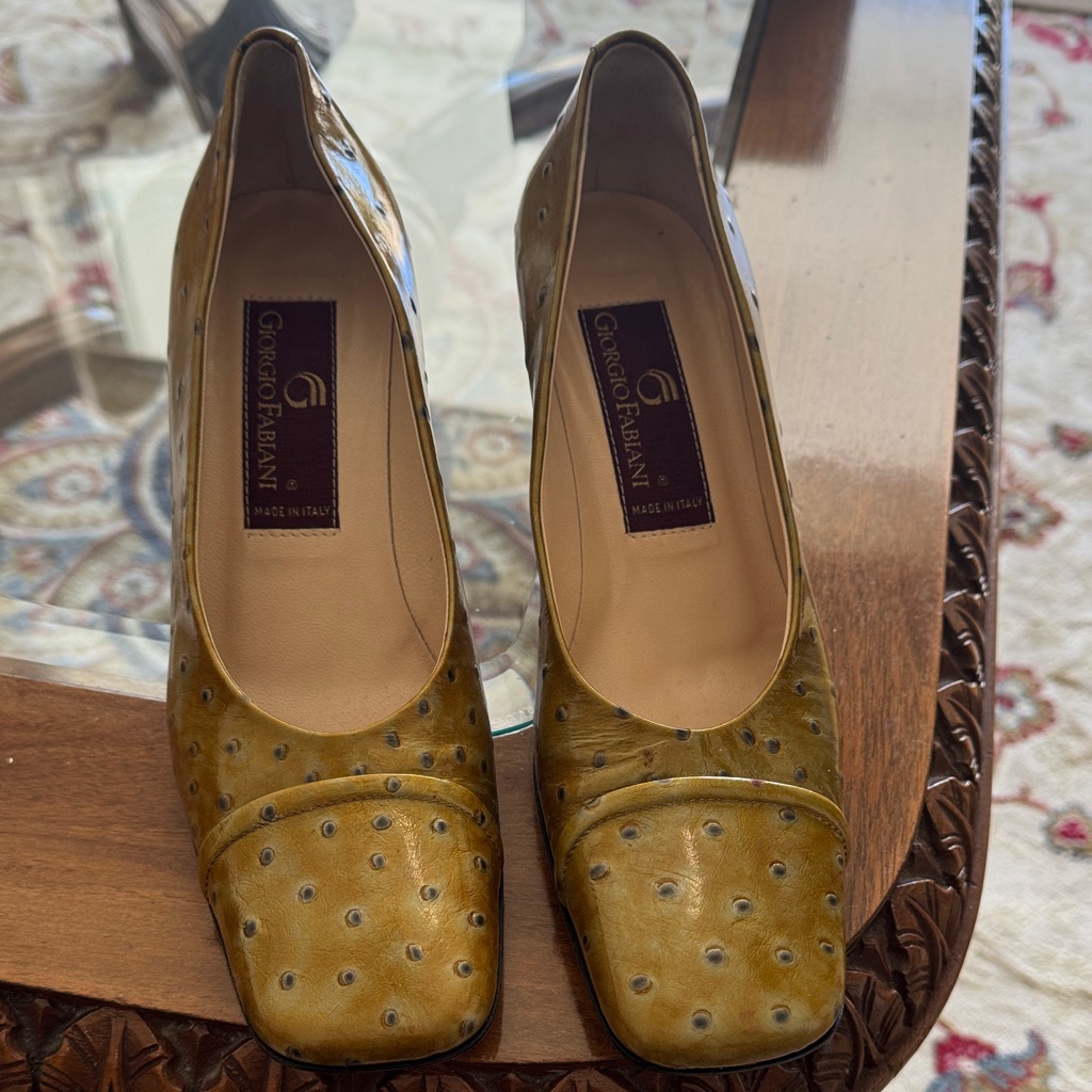 Women's Green Leather Pumps